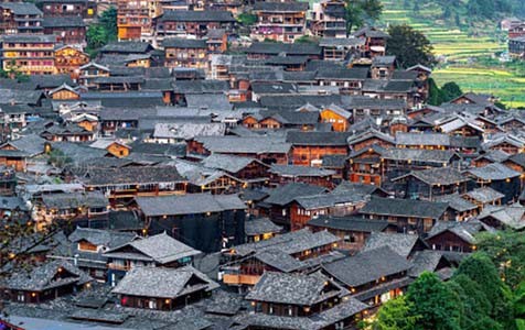 鹤岗6种常见的外墙仿石漆施工工艺！